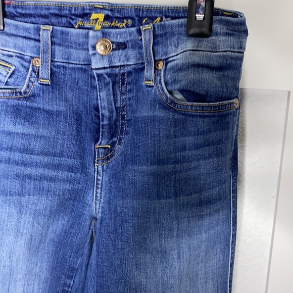 Used jeans in fair condition - Picture 2 of 7